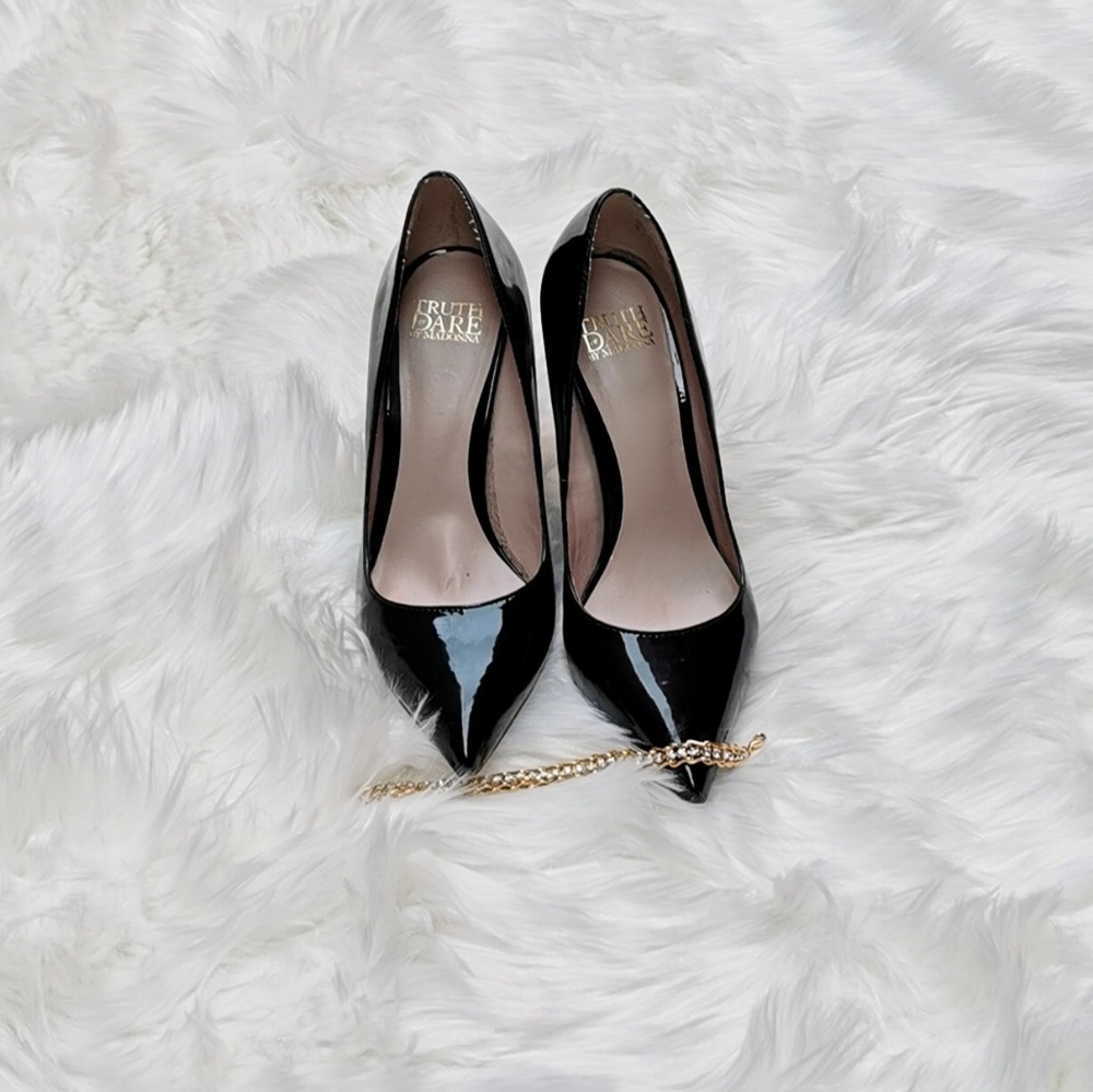 SOLD-Truth or Dare by Madona sexy heels: Size 6M